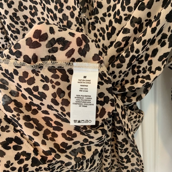 Dynamite Animal Print Long Sleeve Sheer Blouse with ruffled accents
Size M - Picture 5 of 5